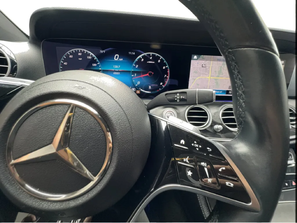 Mercedes-Benz E-Class photo 43