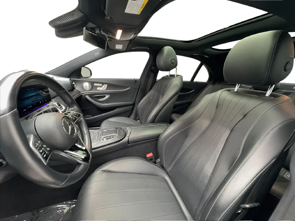 Mercedes-Benz E-Class photo 21