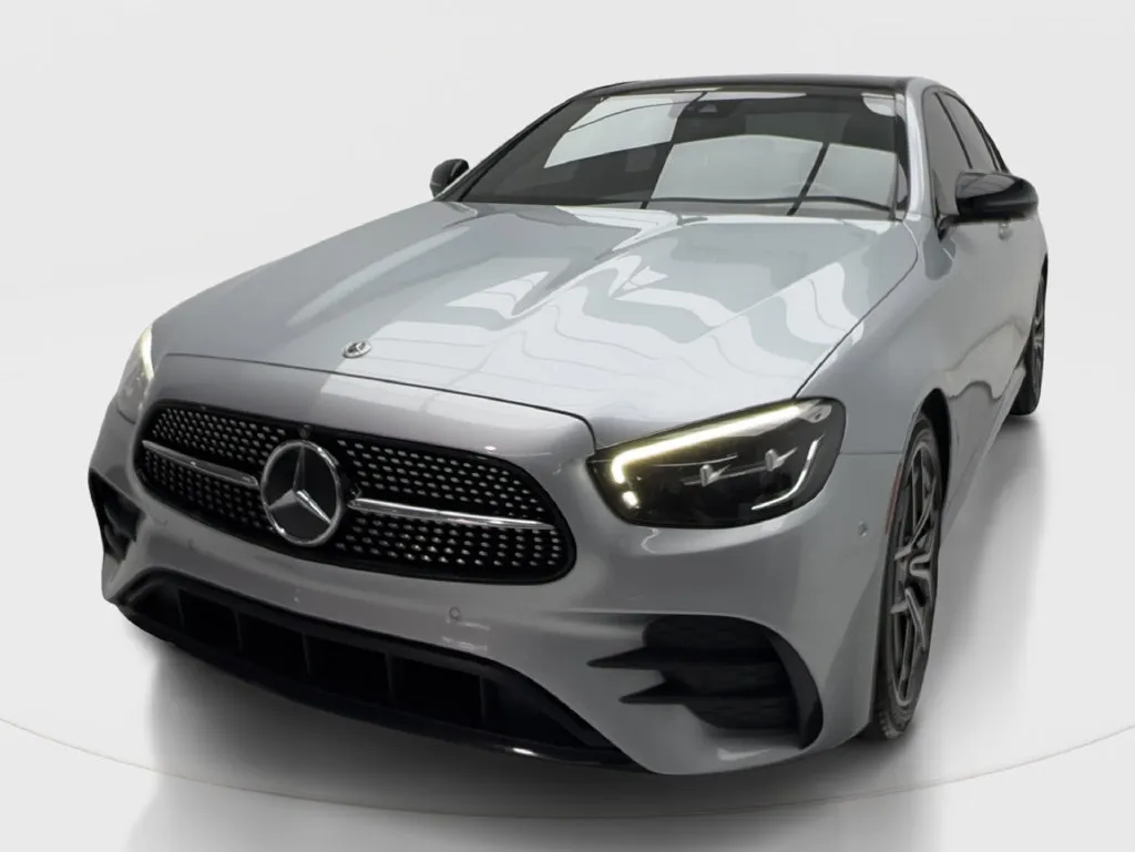 Mercedes-Benz E-Class photo 5