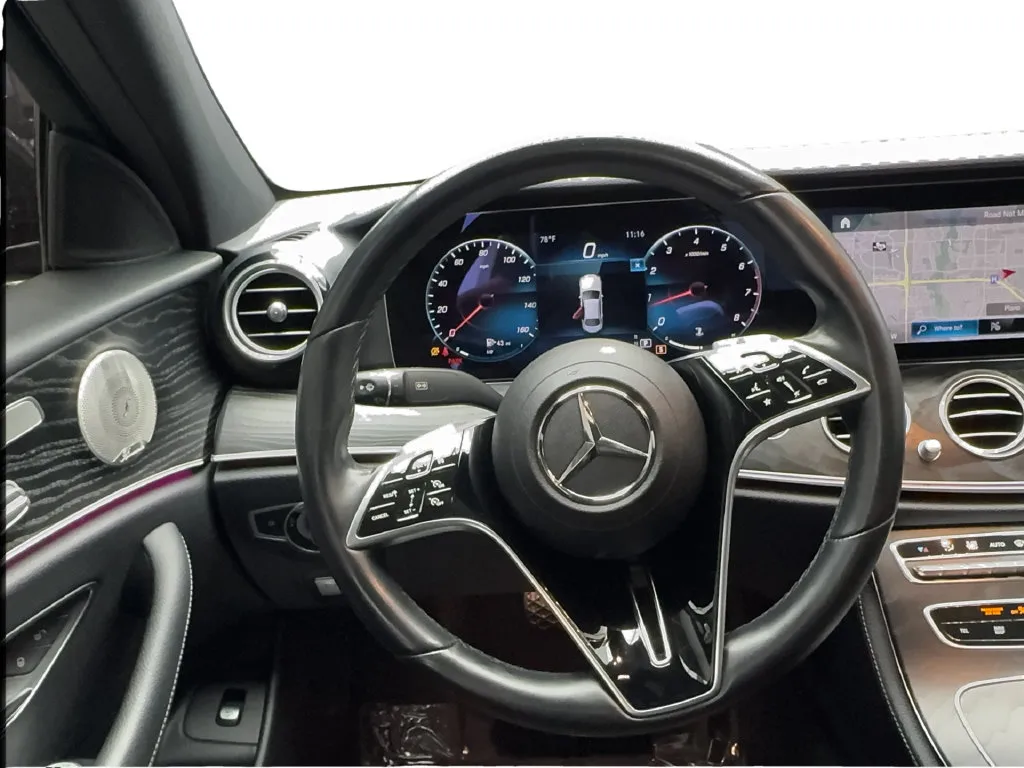 Mercedes-Benz E-Class photo 37
