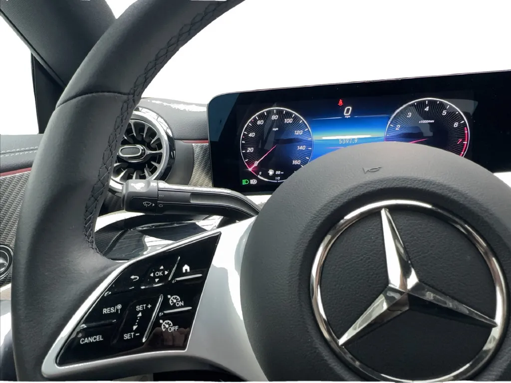 Mercedes-Benz CLA photo 43