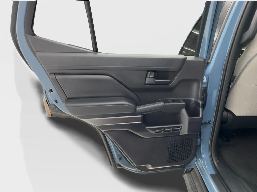 Toyota 4Runner photo 28