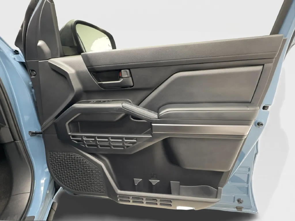 Toyota 4Runner photo 35