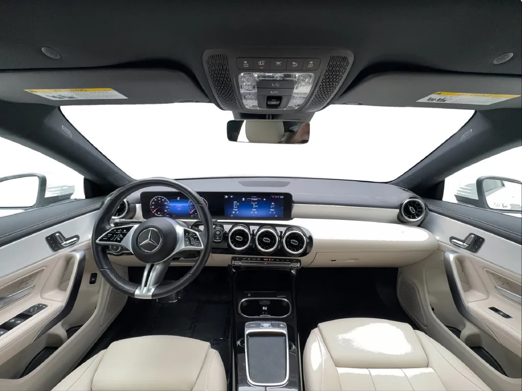 Mercedes-Benz CLA photo 21