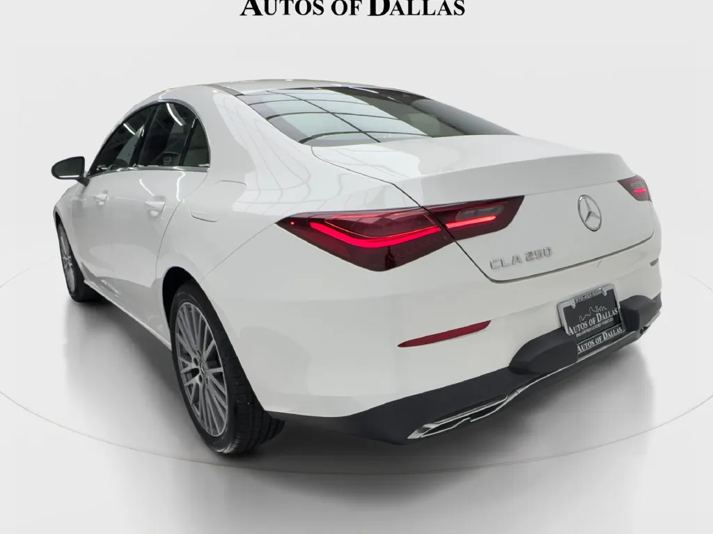 Mercedes-Benz CLA photo 7