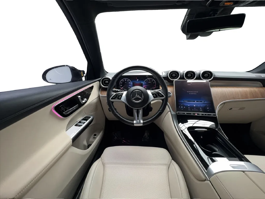 Mercedes-Benz GLC photo 35