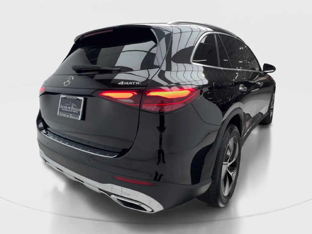 Mercedes-Benz GLC photo 11