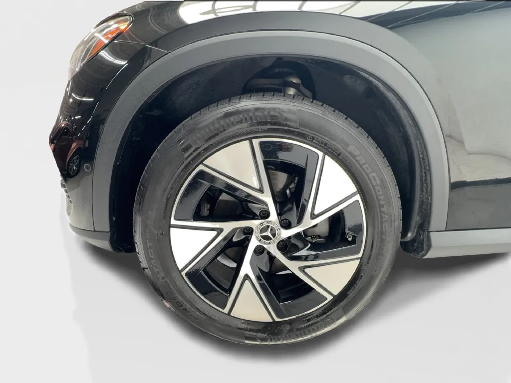 Mercedes-Benz GLC photo 12