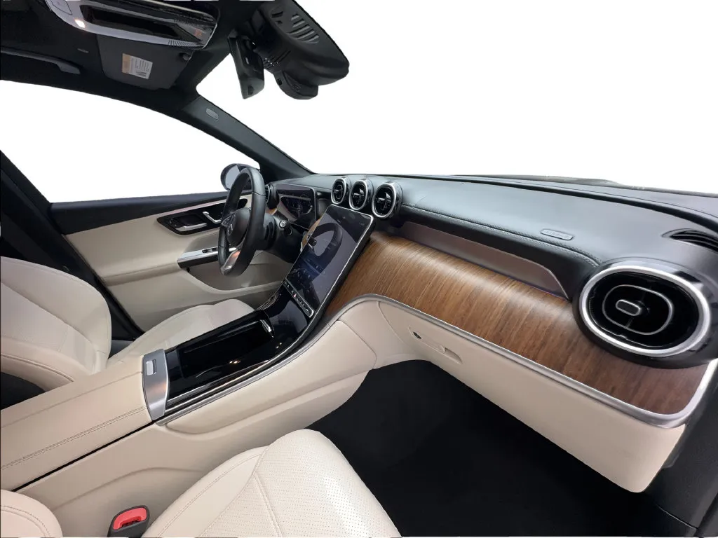 Mercedes-Benz GLC photo 33