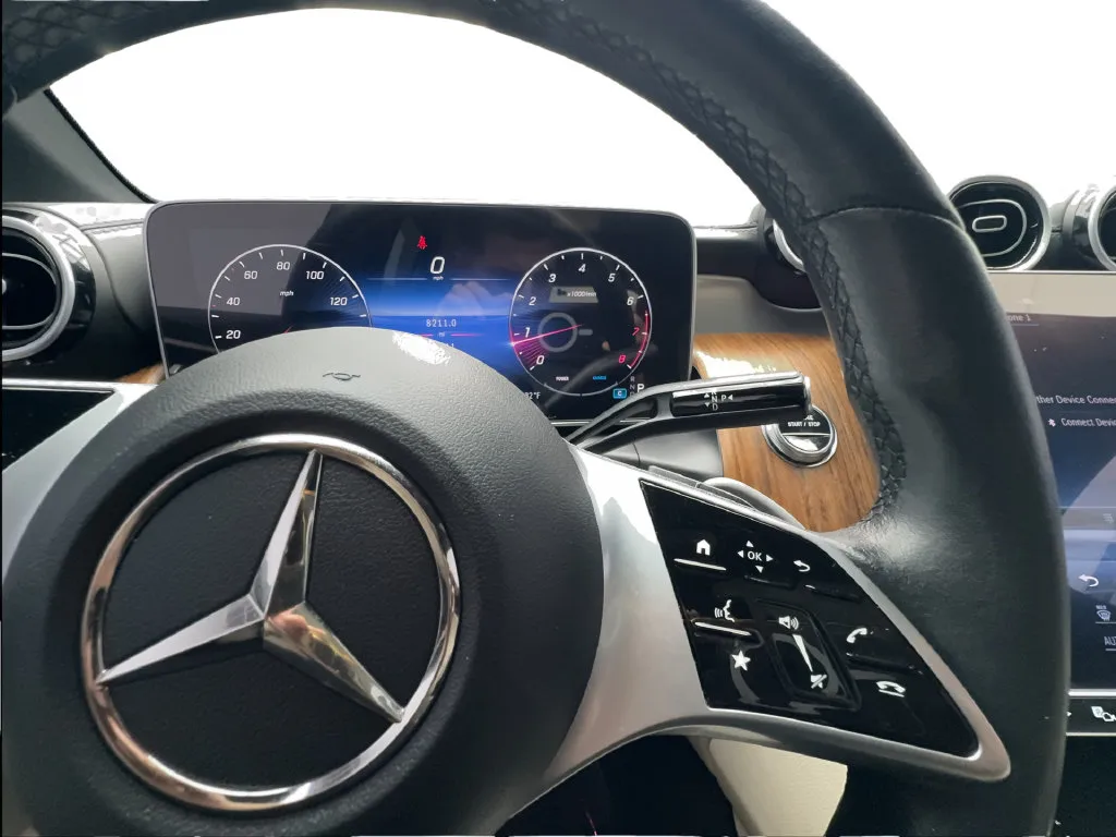 Mercedes-Benz GLC photo 45