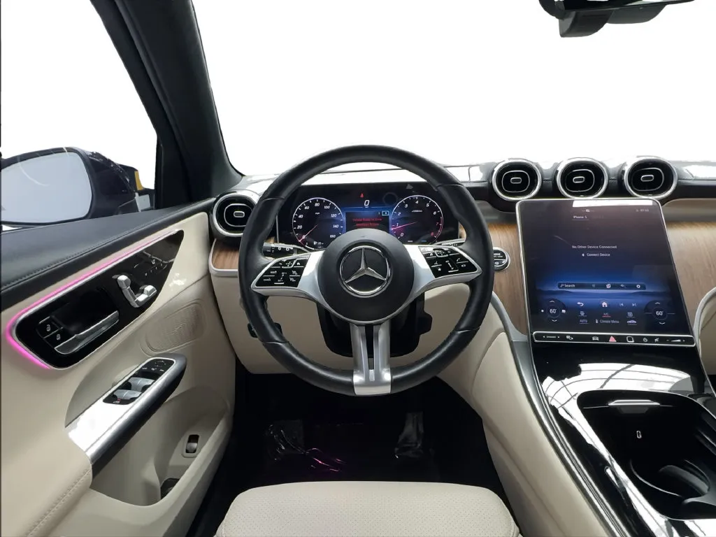 Mercedes-Benz GLC photo 36