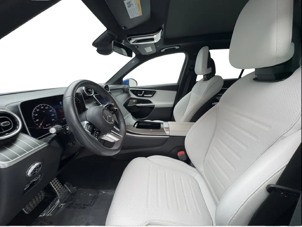 Mercedes-Benz GLC photo 33