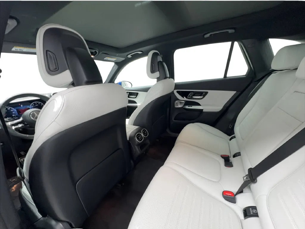 Mercedes-Benz GLC photo 37