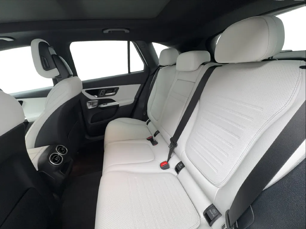 Mercedes-Benz GLC photo 36