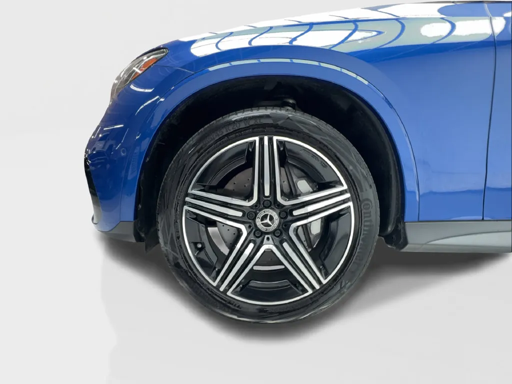 Mercedes-Benz GLC photo 11