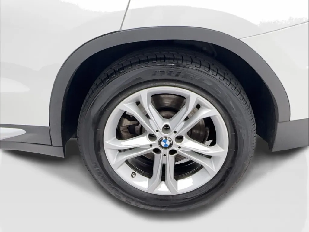 BMW X3 photo 14