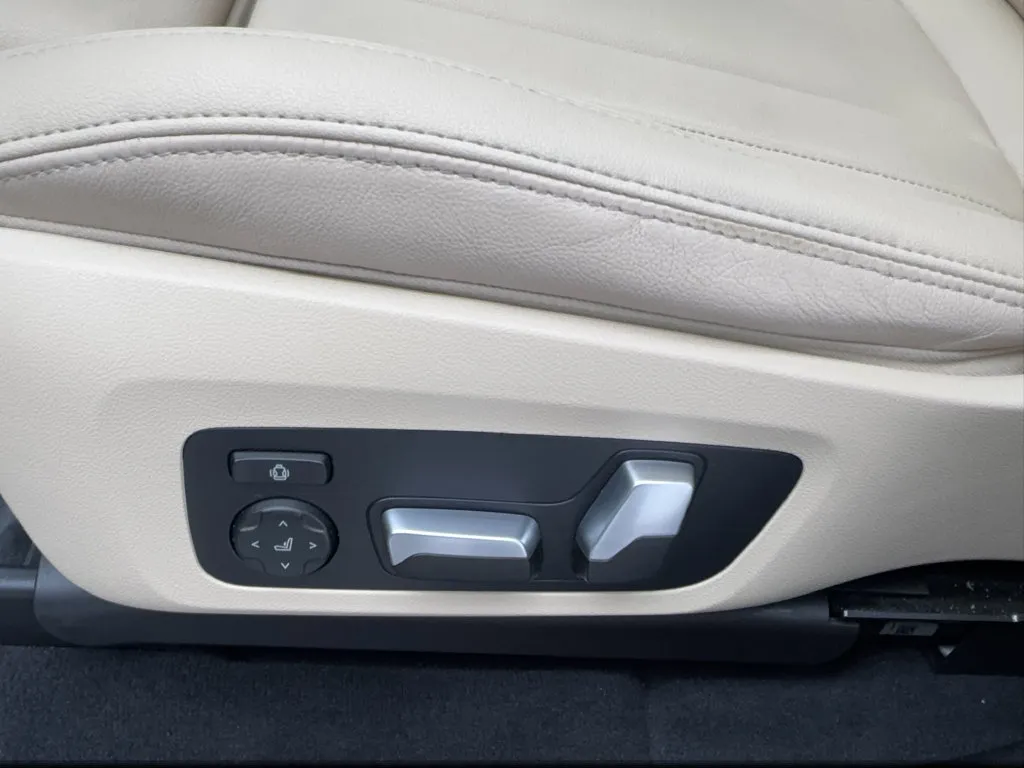 BMW X3 photo 23