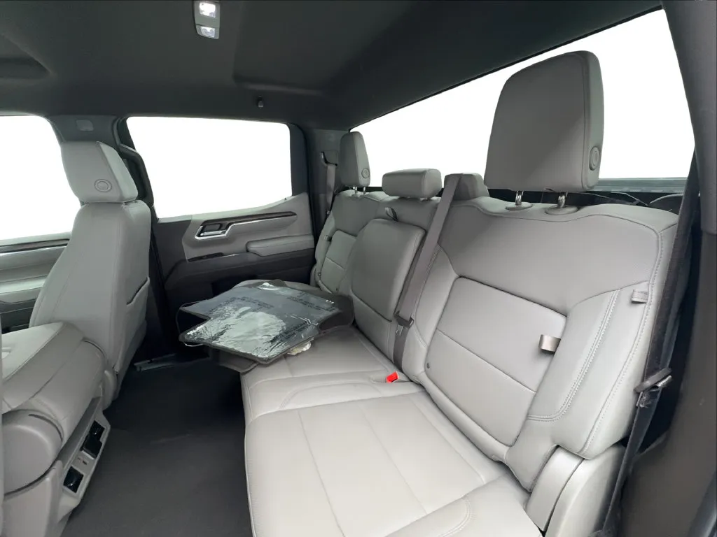 GMC Sierra photo 26