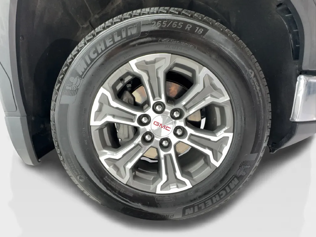 GMC Sierra photo 19