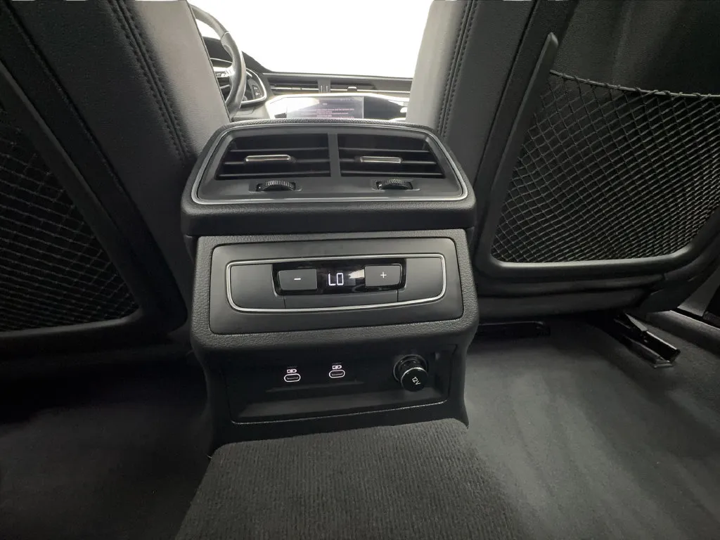 Audi A6 photo 41