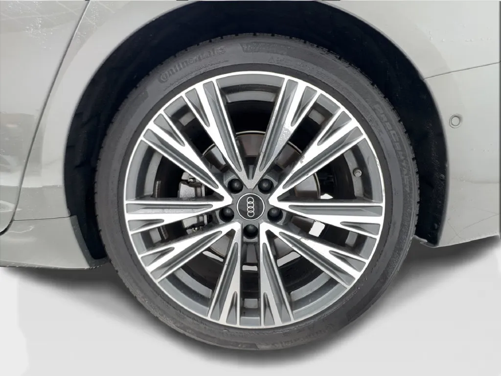 Audi A6 photo 14