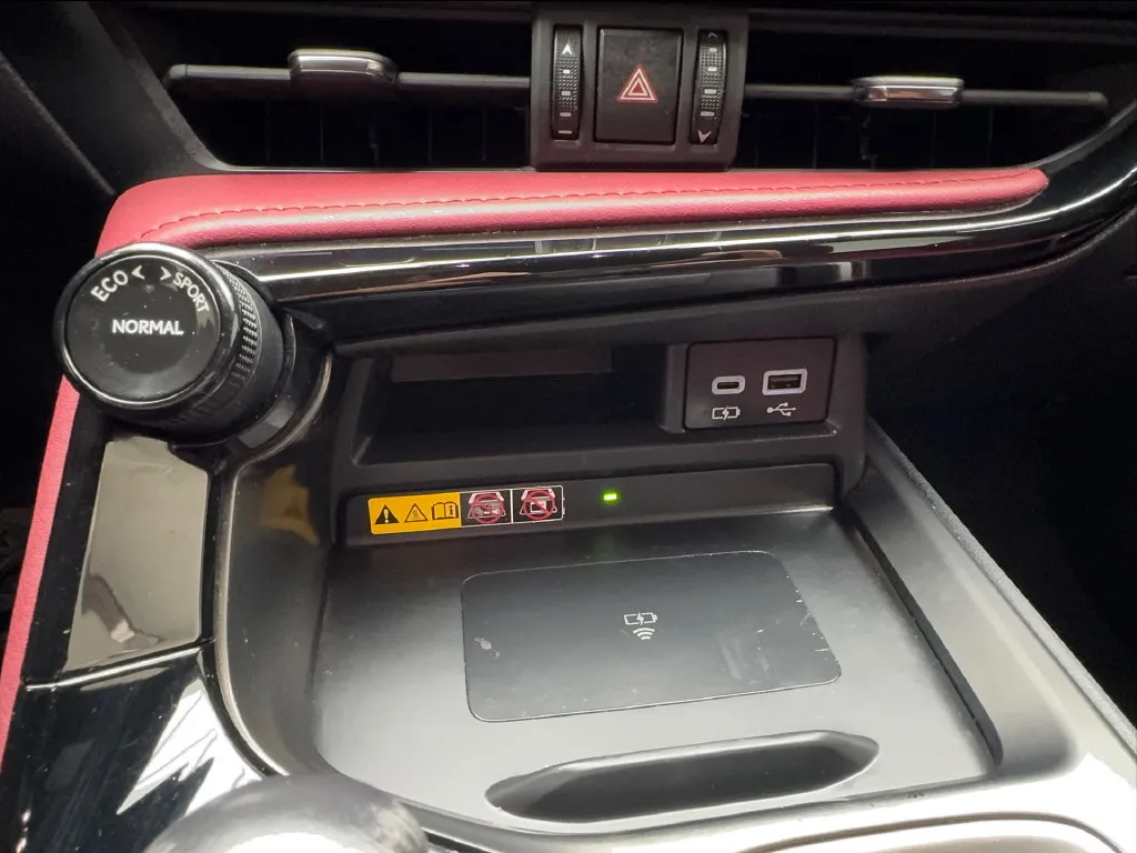 Lexus NX photo 54