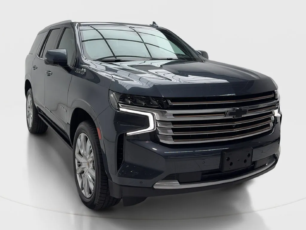 Chevrolet Tahoe photo 3