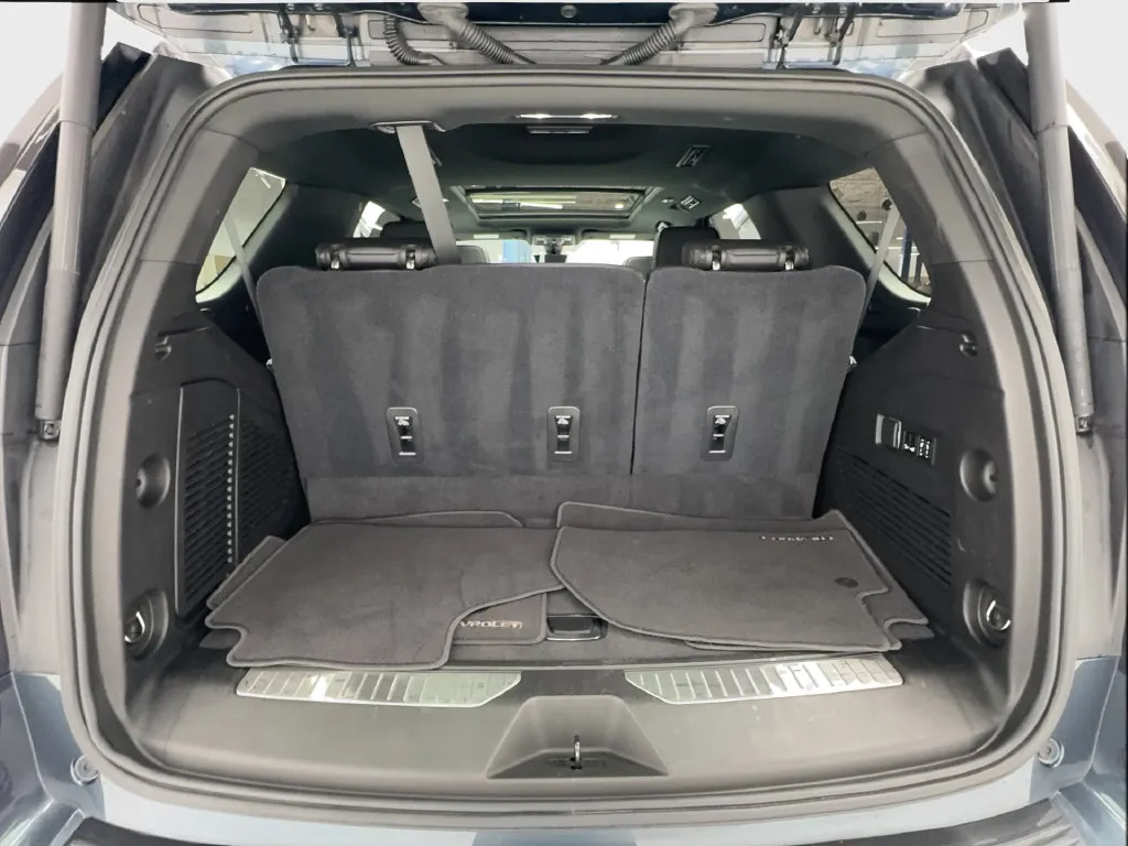 Chevrolet Tahoe photo 19