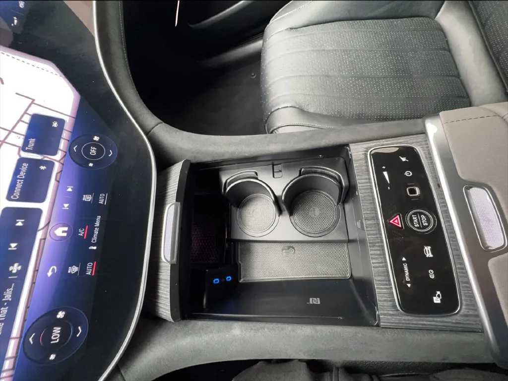 Mercedes-Benz EQS photo 52