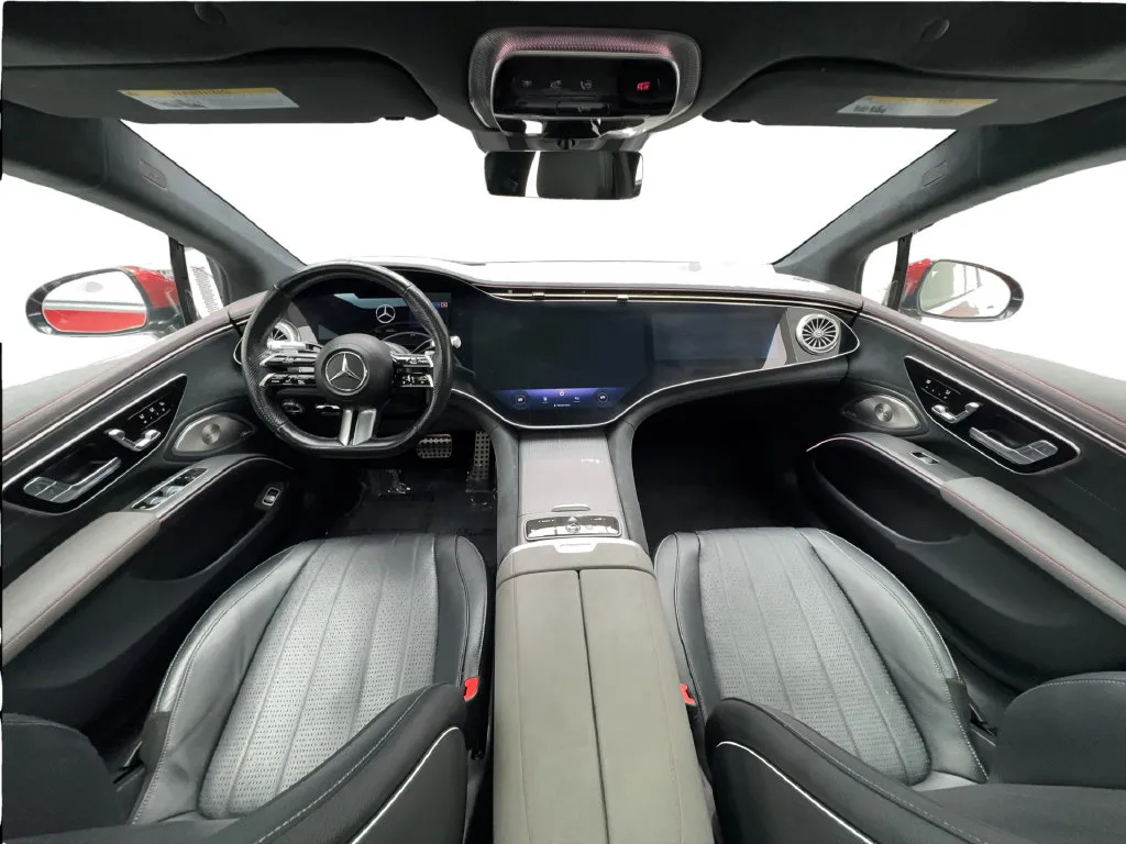Mercedes-Benz EQS photo 39