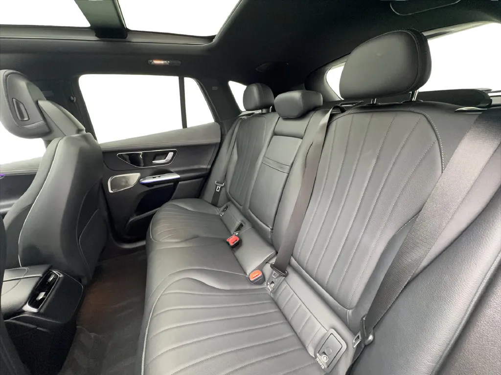 Mercedes-Benz EQE photo 23