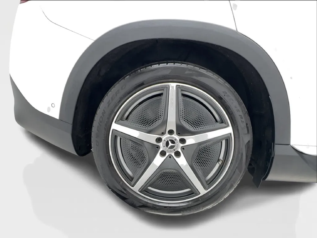 Mercedes-Benz EQE photo 15