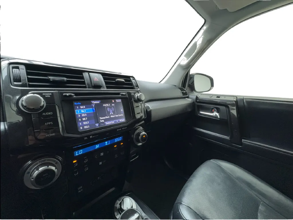 Toyota 4Runner photo 48