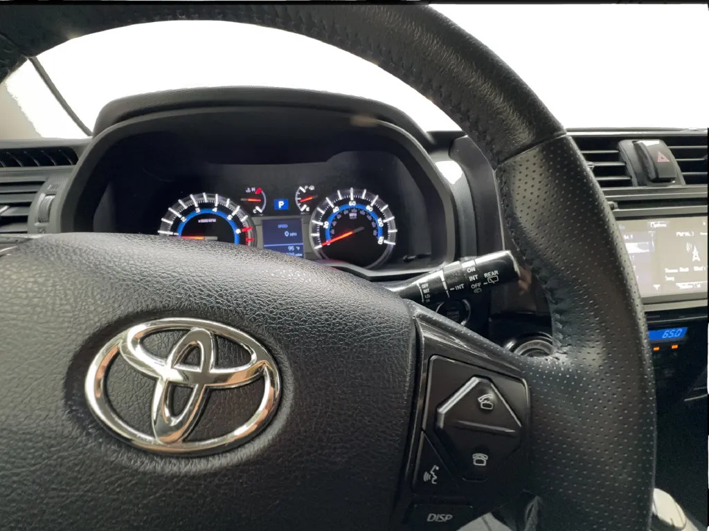 Toyota 4Runner photo 46