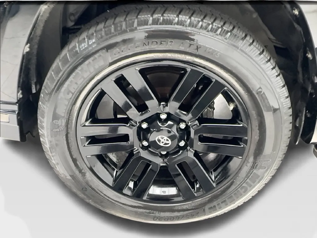 Toyota 4Runner photo 15