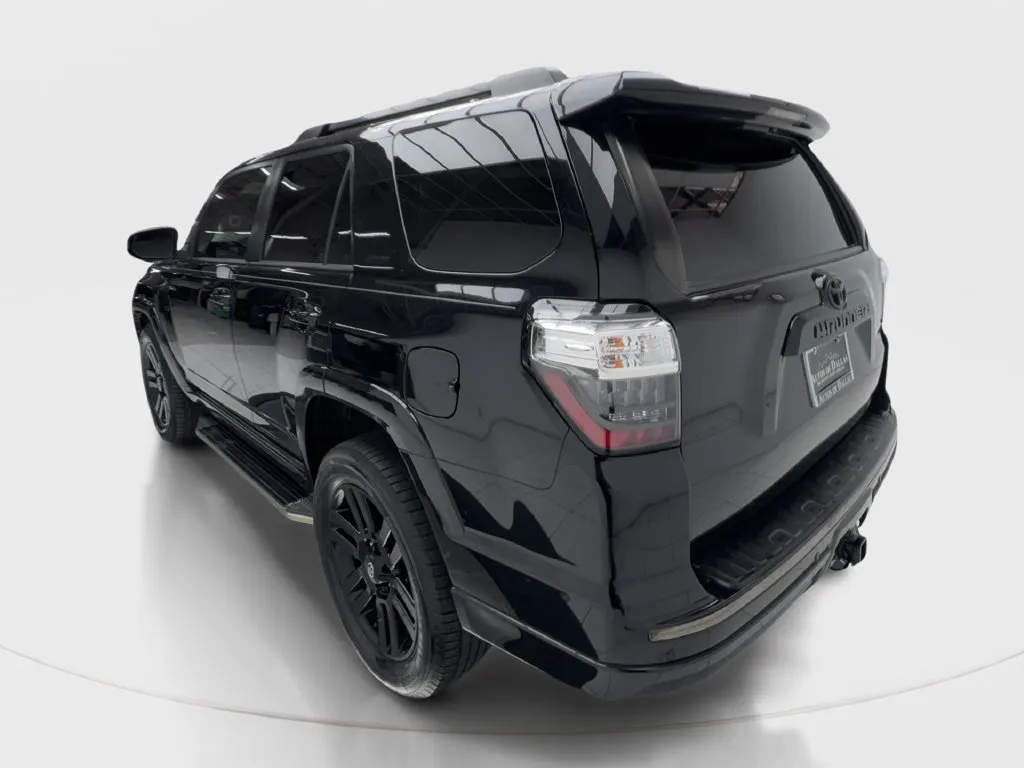 Toyota 4Runner photo 11