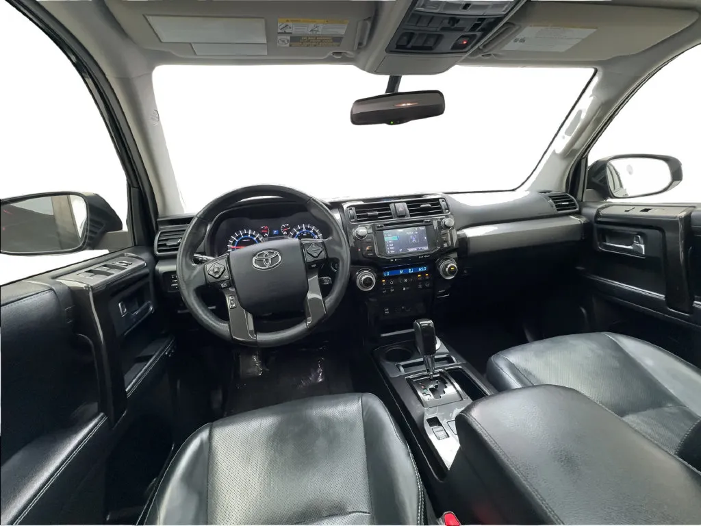 Toyota 4Runner photo 39