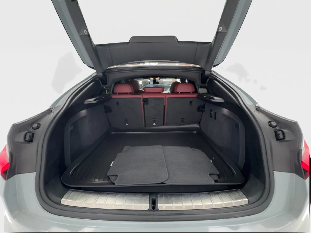 BMW X4 photo 12