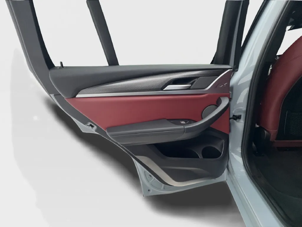BMW X4 photo 28