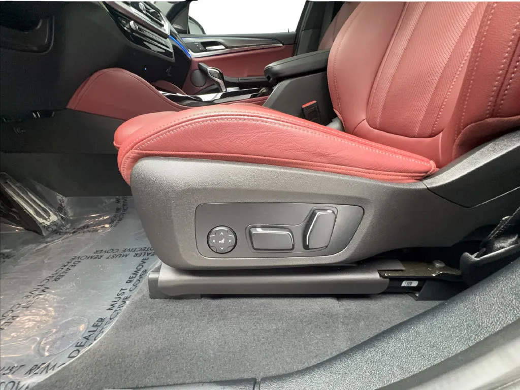 BMW X4 photo 23
