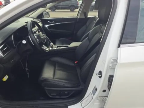 More photos of 2025 Genesis G70 2.5T at Autos of Dallas - Plano, TX