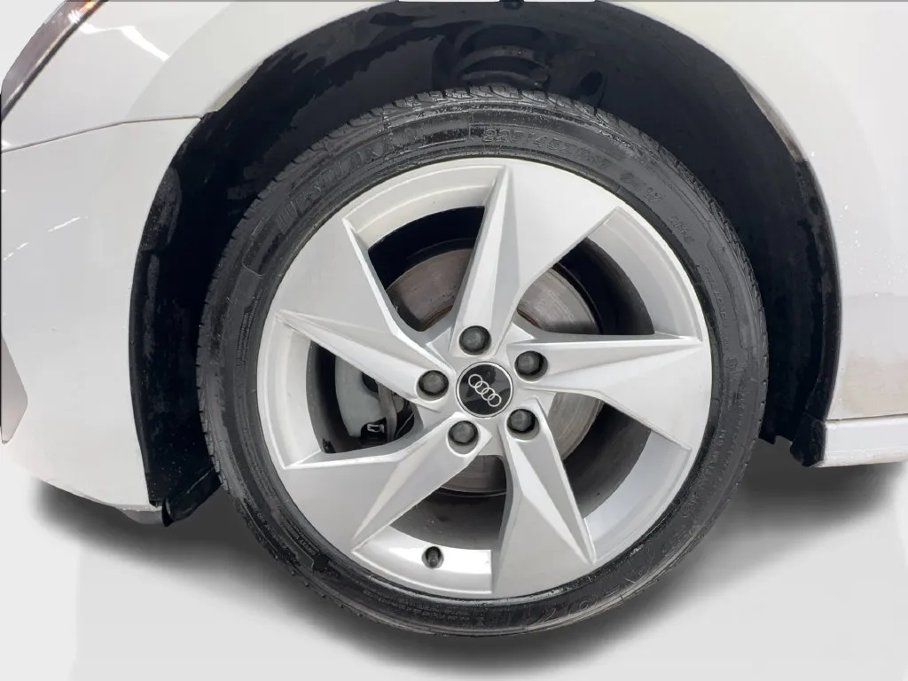 Audi A3 photo 12