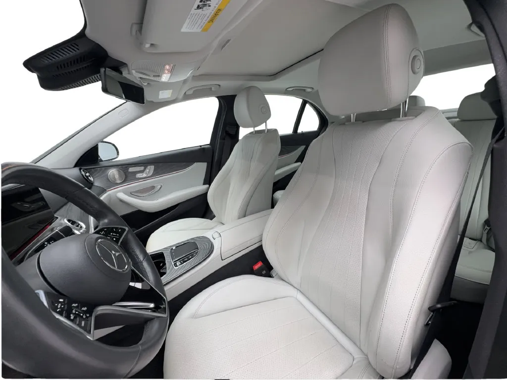Mercedes-Benz E-Class photo 23