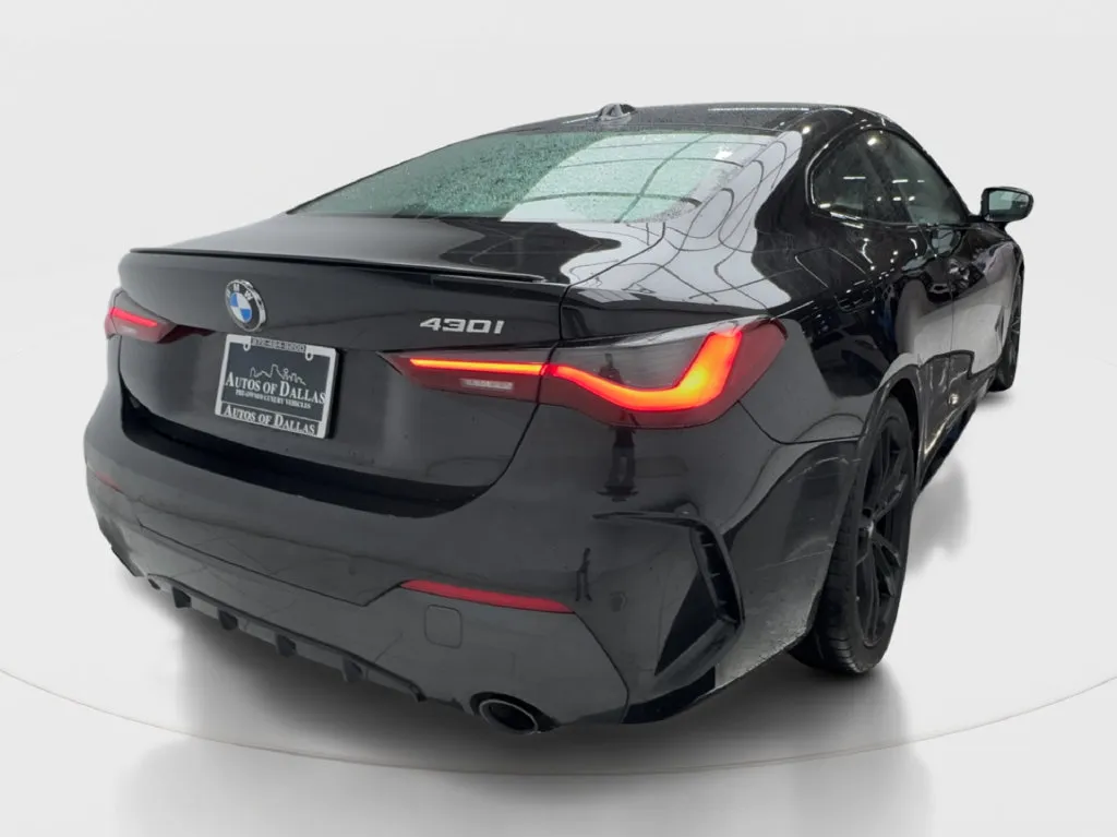 BMW 4 Series photo 8