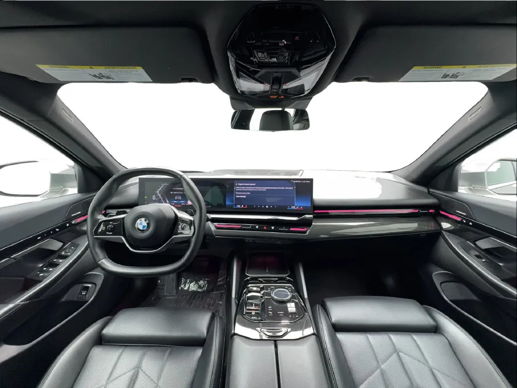 BMW 5 Series photo 23