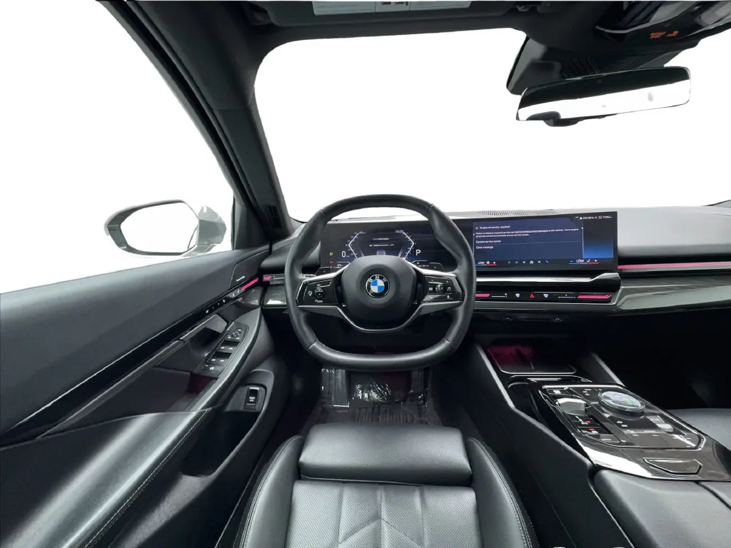BMW 5 Series photo 21