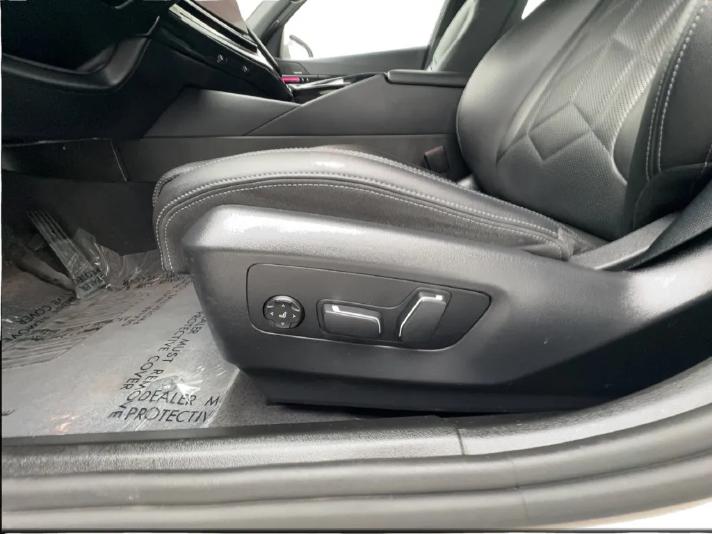 BMW 5 Series photo 30