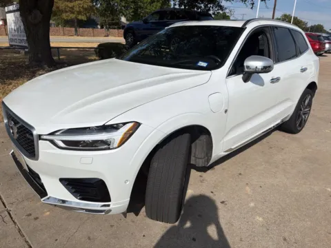 Another view of 2019 Volvo XC60 Hybrid T8 R-Design for sale in Plano, TX at Autos of Dallas - Plano