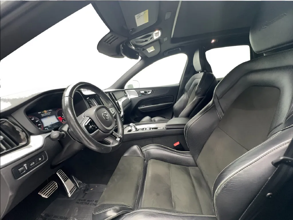 Volvo XC60 photo 20