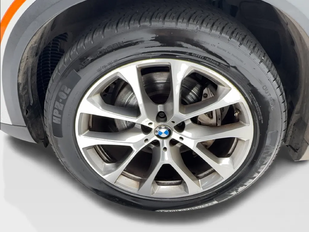BMW X5 photo 15